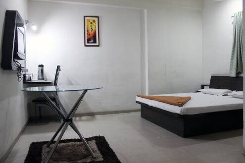 Hotel Santro, Ahmedabad 3